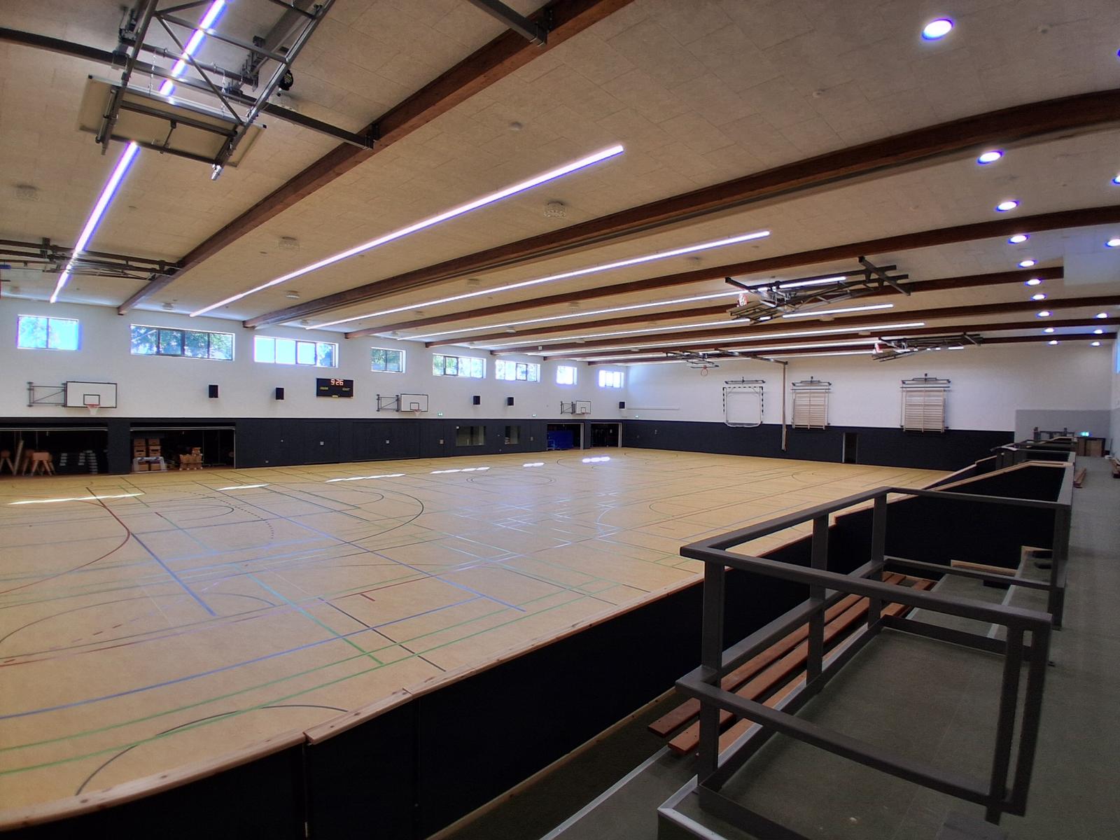 Sanierung Dreifeldsporthalle in Hinte.jpg